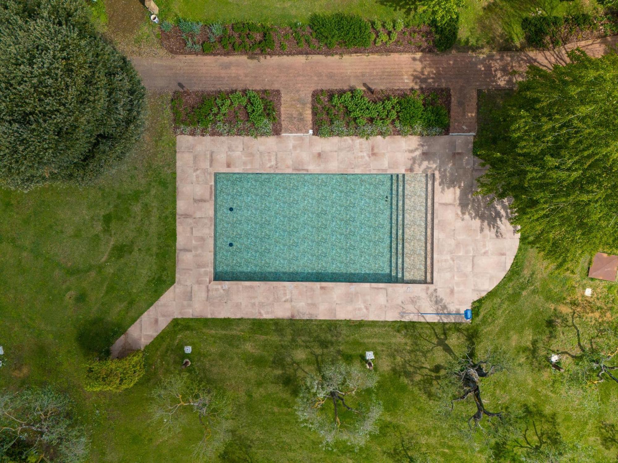 Equo Suites Petrignano Del Lago Exterior foto