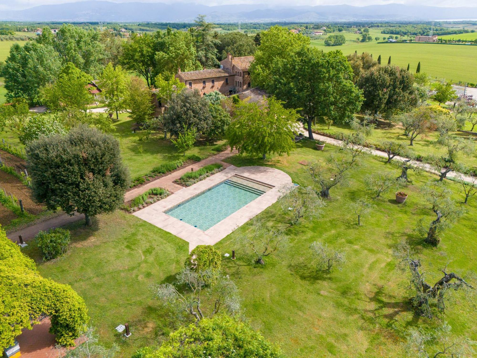 Equo Suites Petrignano Del Lago Exterior foto