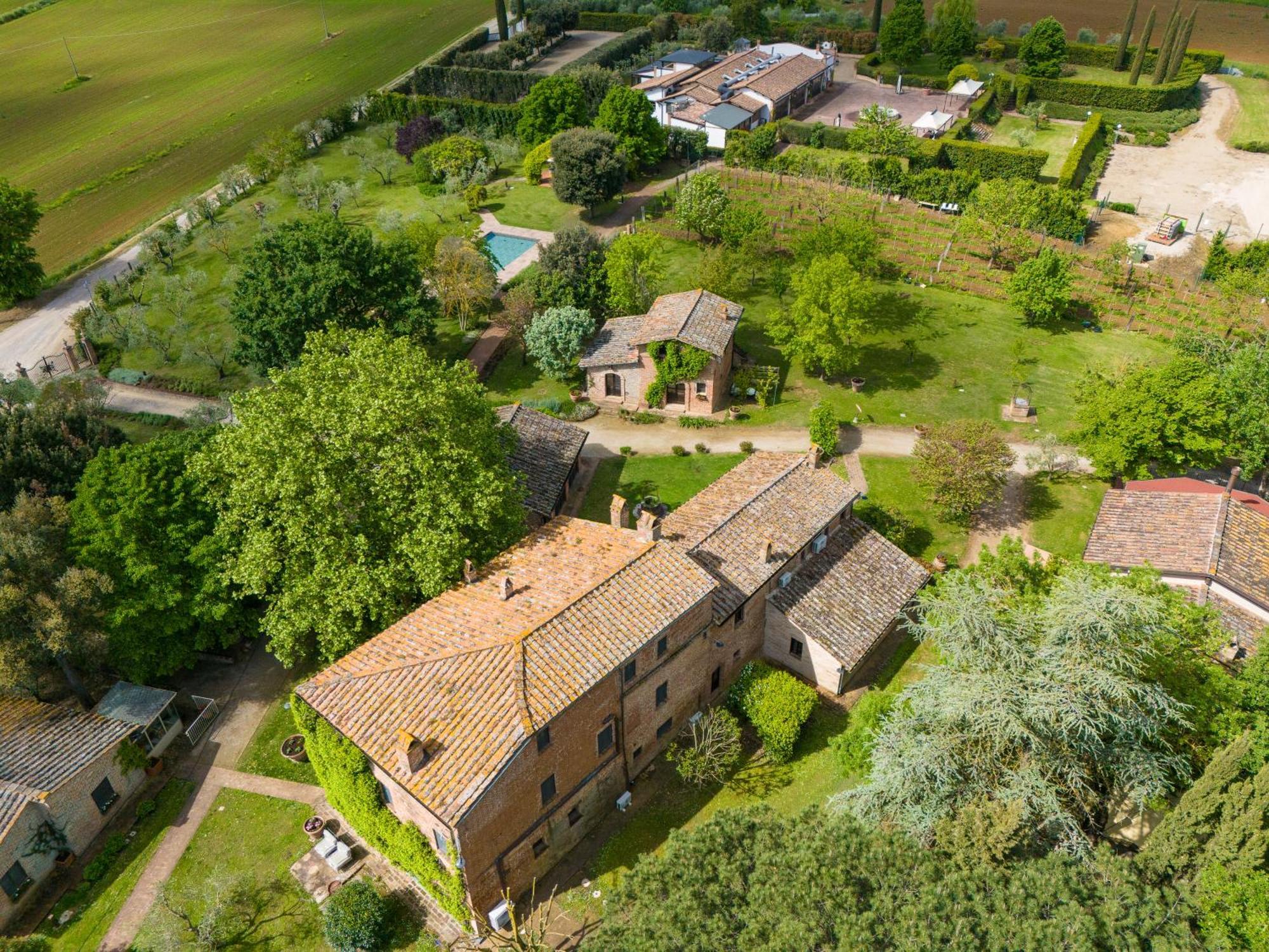 Equo Suites Petrignano Del Lago Exterior foto