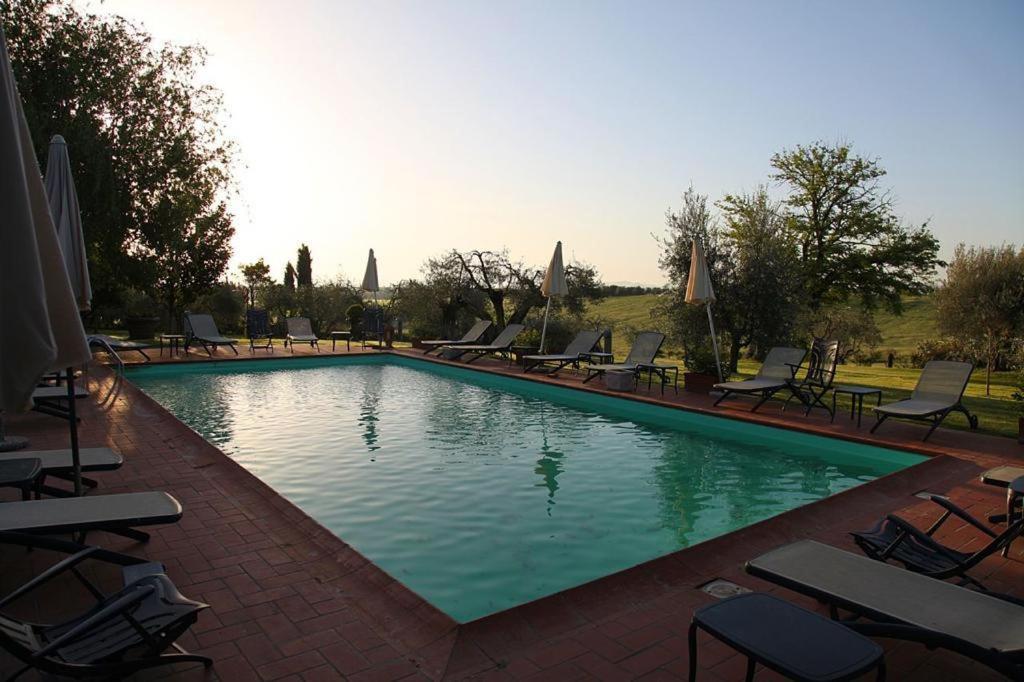 Equo Suites Petrignano Del Lago Exterior foto