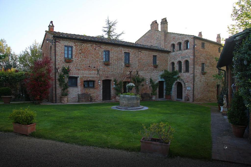 Equo Suites Petrignano Del Lago Exterior foto